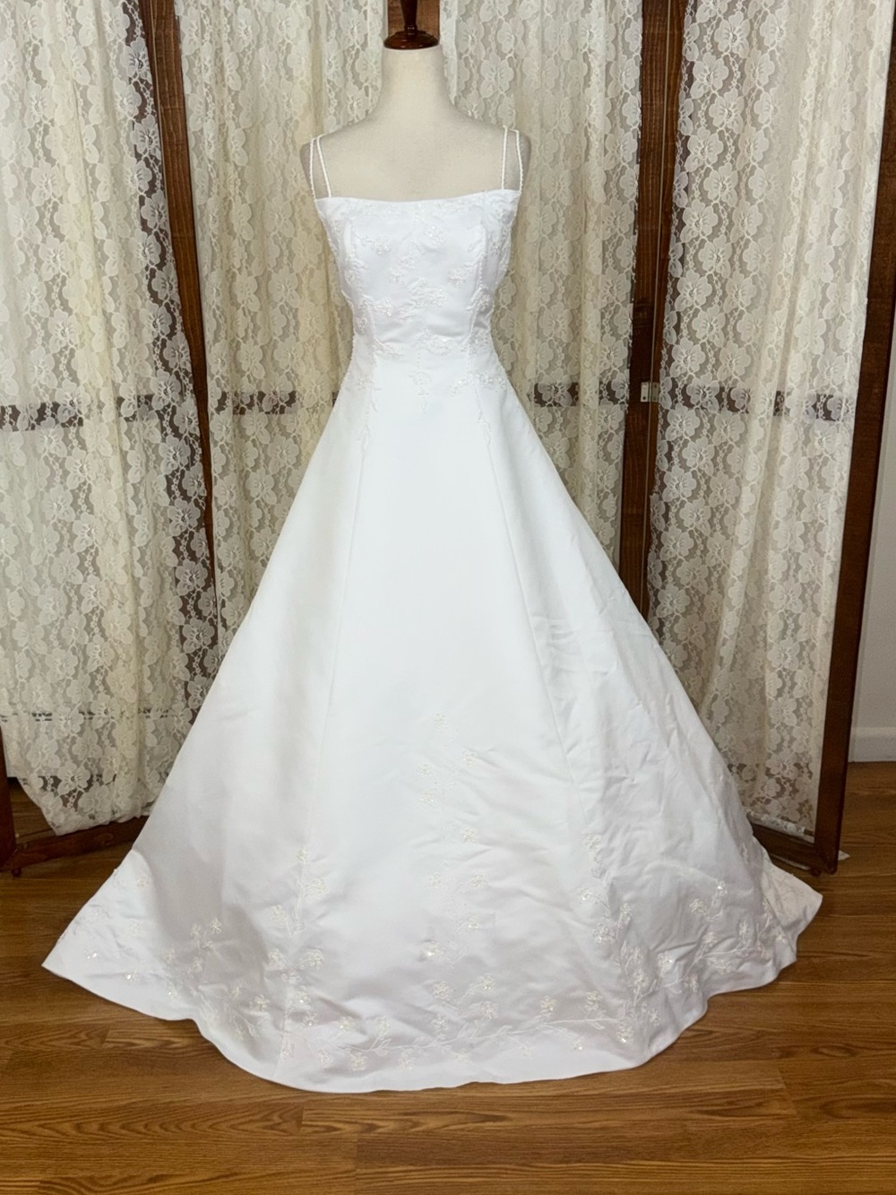 Gorgeous Vintage 90s Casablanca Bridal Wedding Gown